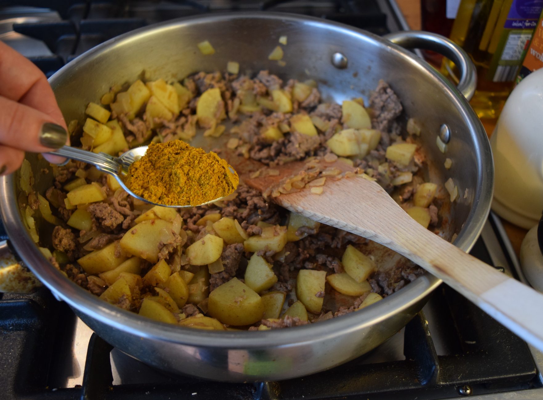 Curry-pasties-homemade-mango-chutney-recipe-lucyloves-foodblog