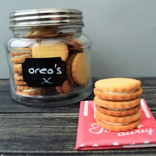 Golden-oreo-biscuits-recipe-lucyloves-foodblog