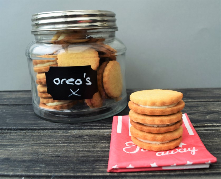 Golden-oreo-biscuits-recipe-lucyloves-foodblog