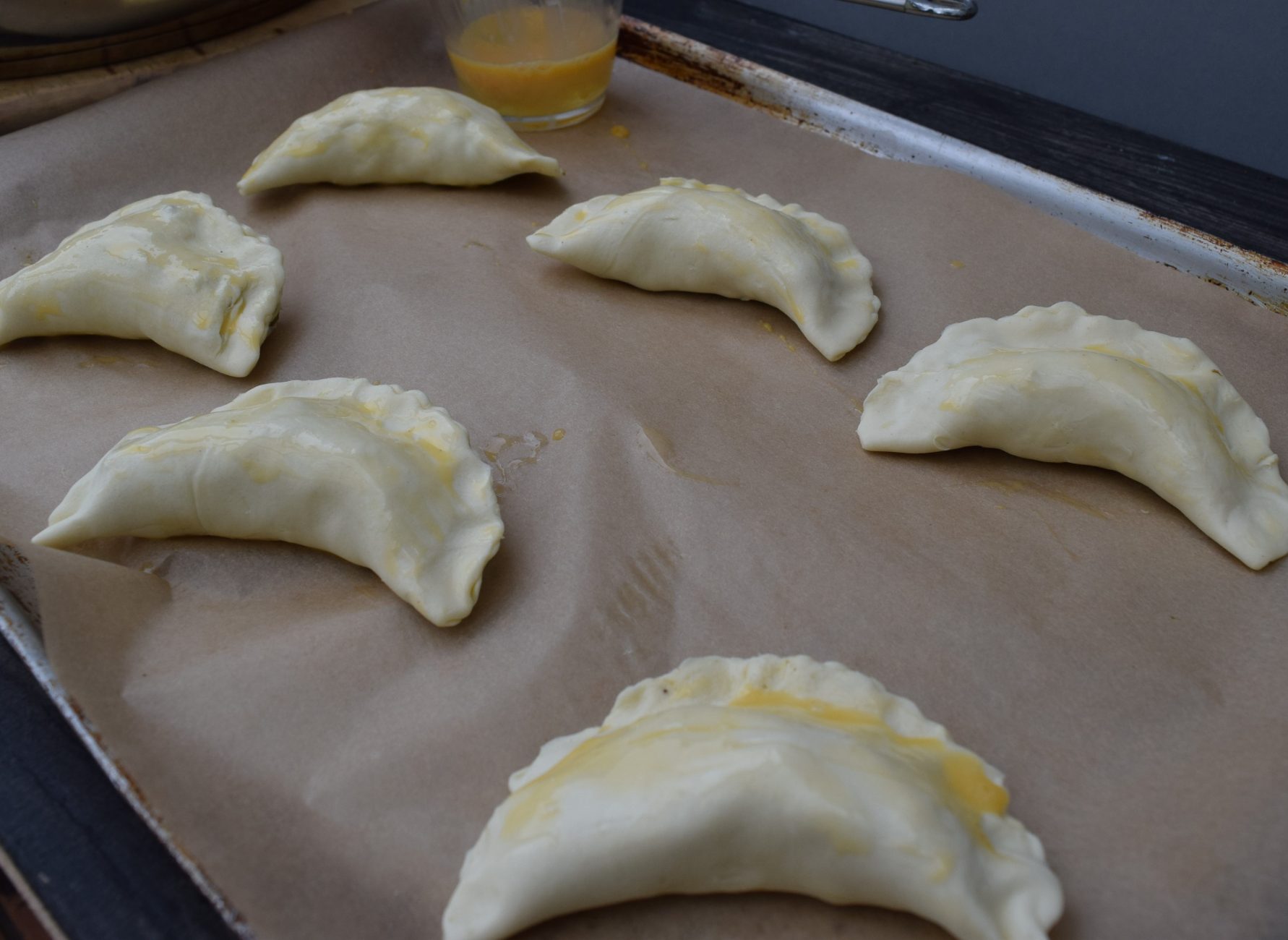 Curry-pasties-homemade-mango-chutney-recipe-lucyloves-foodblog