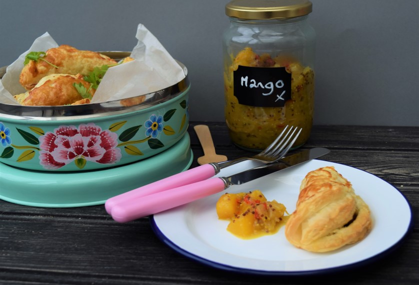 Curry-pasties-homemade-mango-chutney-recipe-lucyloves-foodblog