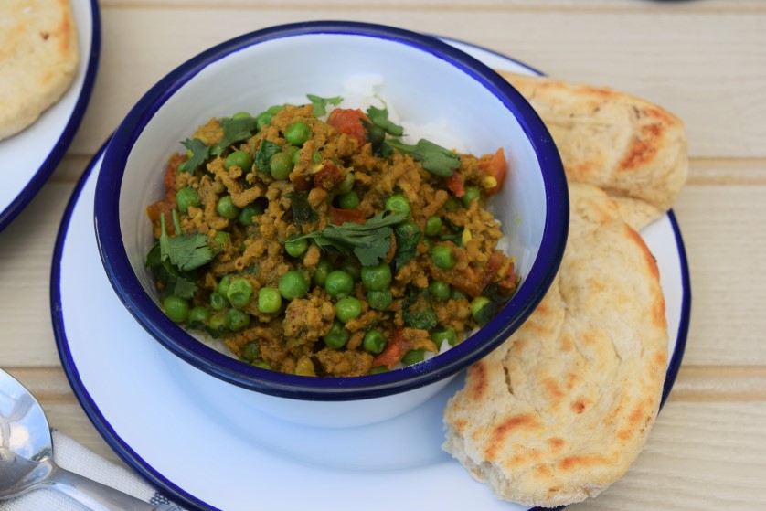 Keema-curry-naan-breads-recipe-lucyloves-foodblog