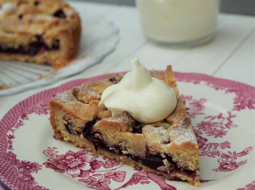 Cherry-shortbread-tart-recipe-lucyloves-foodblog