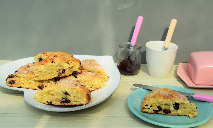 White-chocolate-cranberry-scones-recipe-lucyloves-foodblog