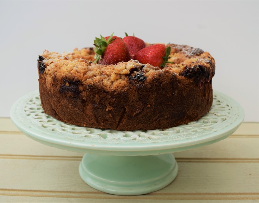 Fresh Strawberry Cake from Lucy Loves