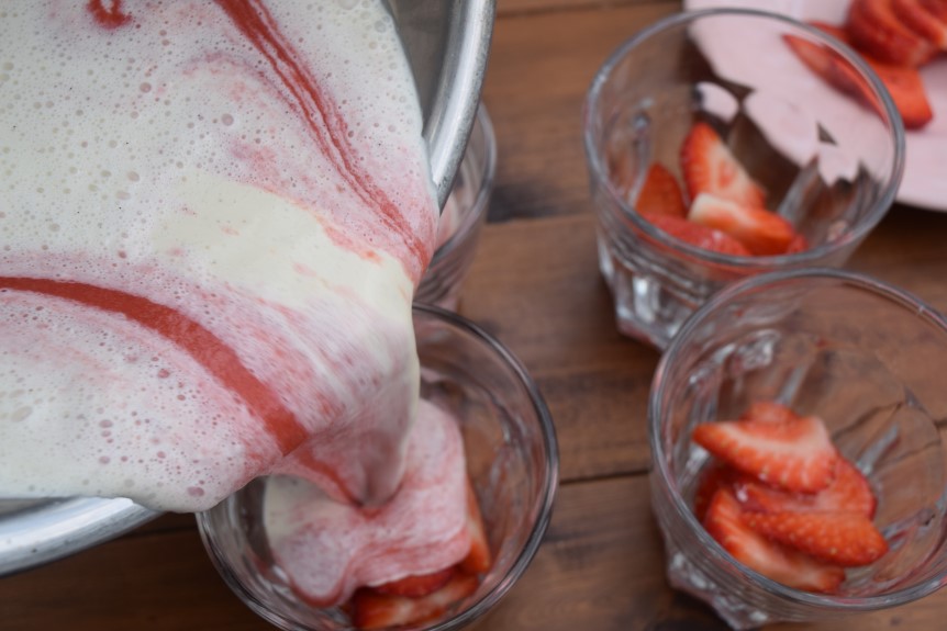 Strawberry-panna-cotta-recipe-lucyloves-foodblog