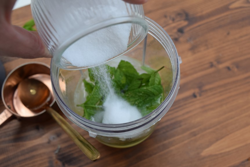Gin-mint-fresh-lemonade-recipe-lucyloves-foodblog