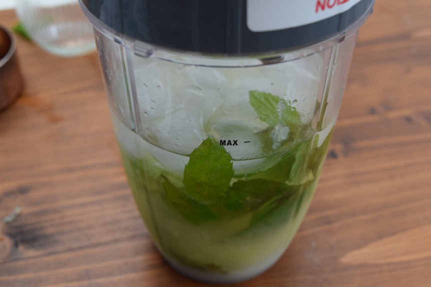 Gin-mint-fresh-lemonade-recipe-lucyloves-foodblog