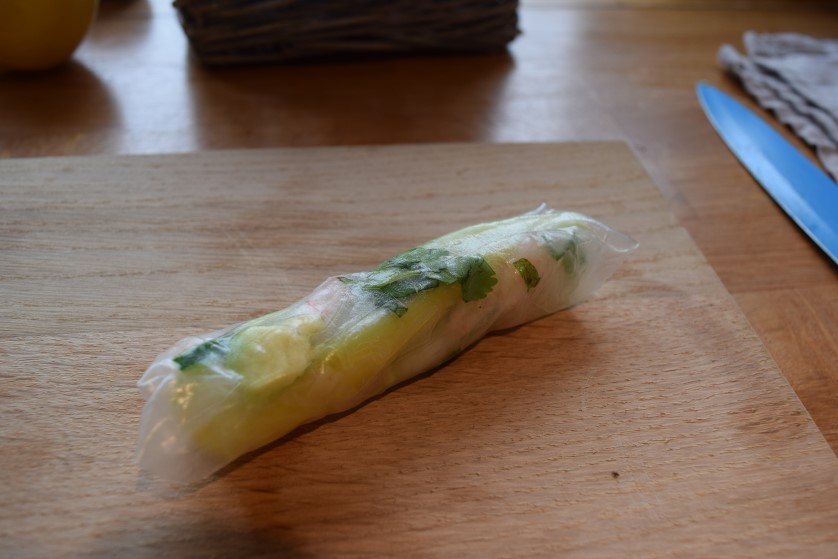 SUmmer-prawn-rolls-chilli-dip-recipe-lucyloves-foodblog
