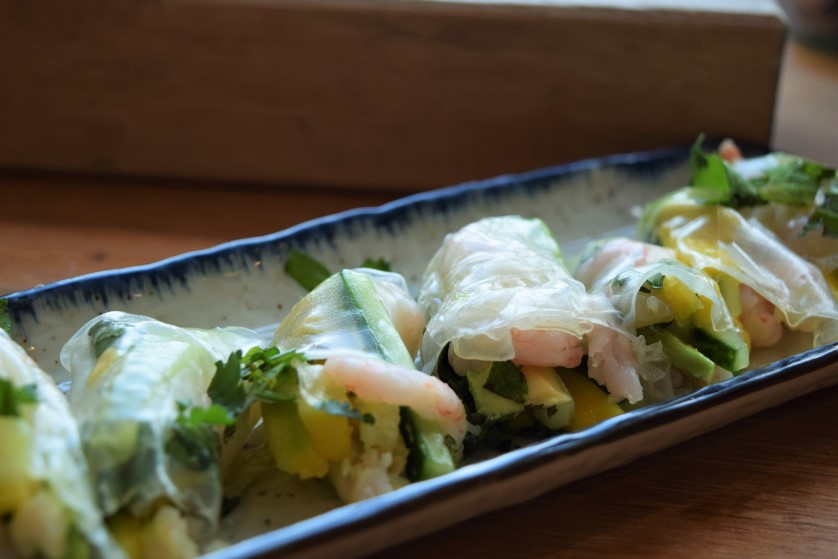 Summer-prawn-rolls-recipe-chilli-dip-lucyloves-foodblog
