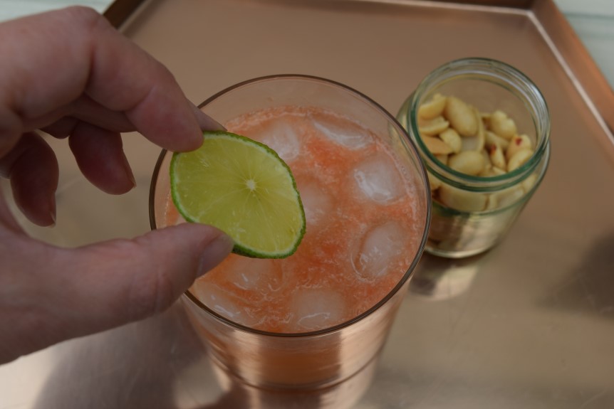 Grapefruit-whiskey-sour-recipe-lucyloves-foodblog