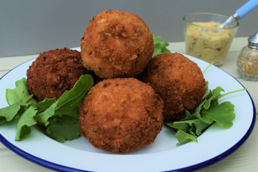 Scotch-eggs-recipe-lucyloves-foodblog