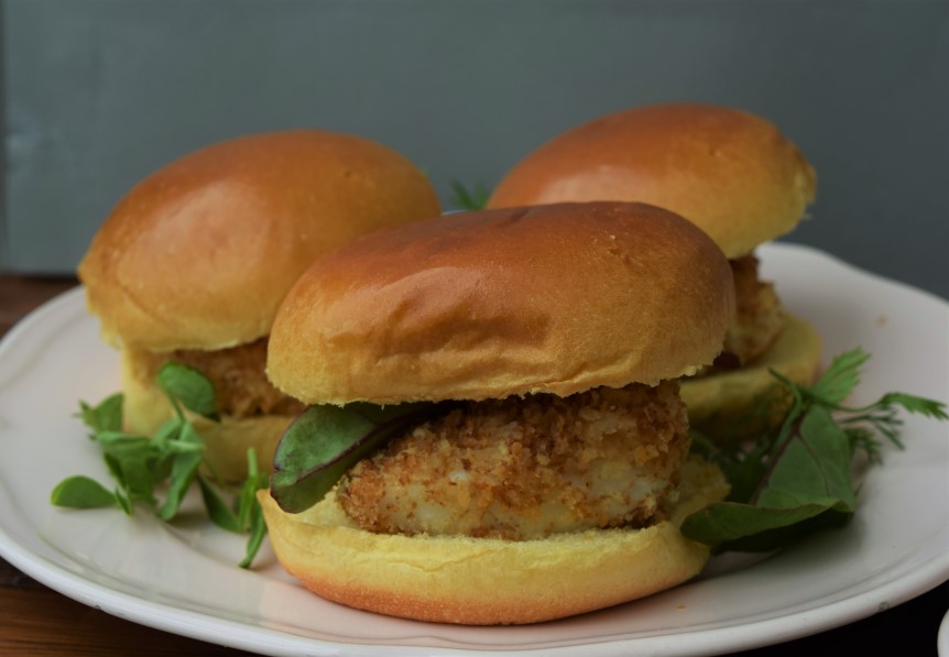 Baked-fish-burgers-recipe-lucyloves-foodblog