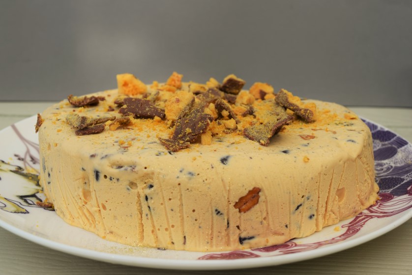 Loaded-caramel-ice-cream-cake-recipe-lucyloves-foodblog