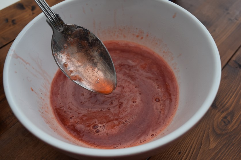 Strawberry-Rosé-Slushy-Cocktail-recipe-lucyloves-foodblog