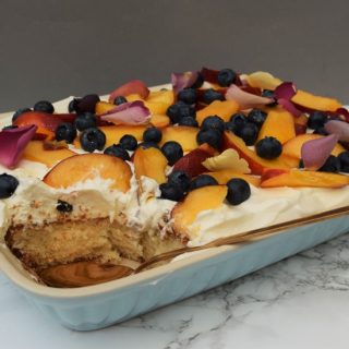 Summer-fruit-sponge-recipe-lucyloves-foodblog