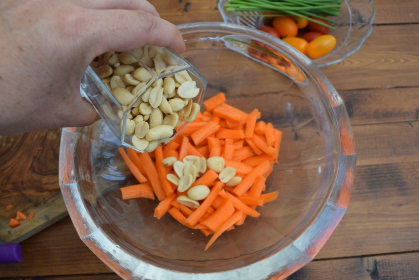 Carrot-peanut-salad-recipe-lucyloves-foodblog