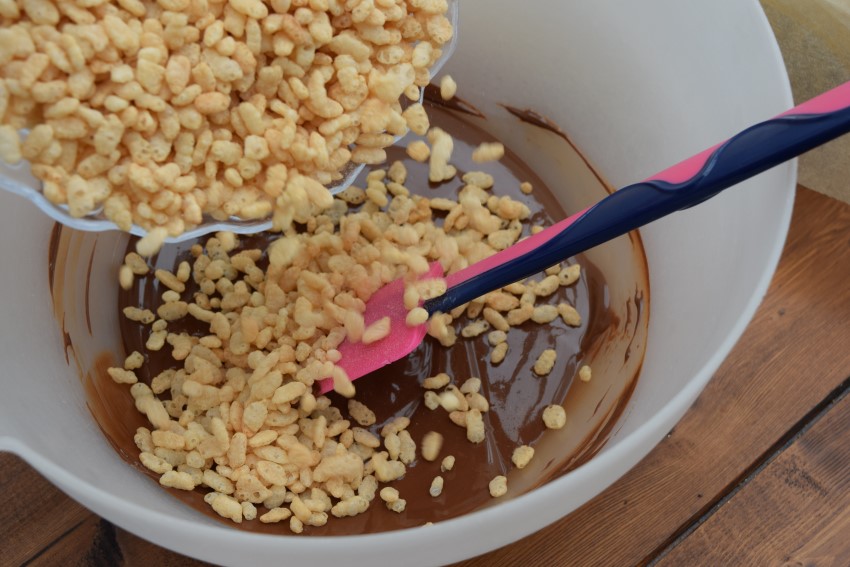 Sea-salt-chocolate-krispie-bar-recipe-lucyloves-foodblog