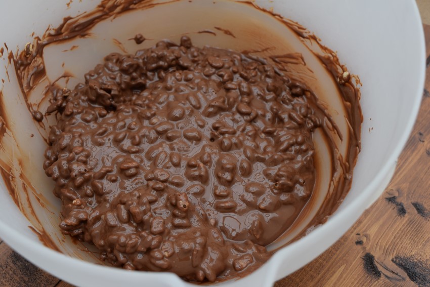 Sea-salt-chocolate-krispie-bar-recipe-lucyloves-foodblog