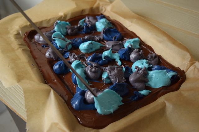 Night-sky-chocolate-bark-recipe-lucyloves-foodblog