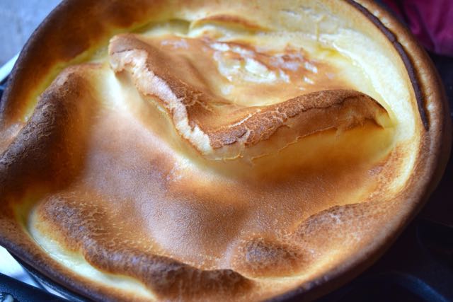 Dutch-baby-pancake-recipe-lucyloves-foodblog