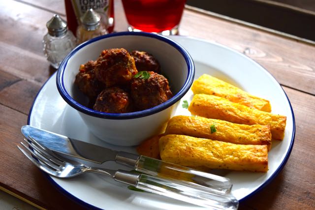 Chorizo-meatballs-cheese-polenta-chips-recipe-lucyloves-foodblog