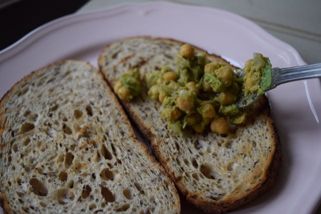 Avocado-chickpea-basil-toasts-recipe-lucyloves-foodblog