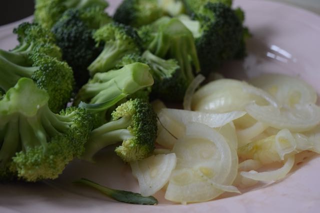 Beef-broccoli-stir-fry-recipe-lucyloves-foodblog