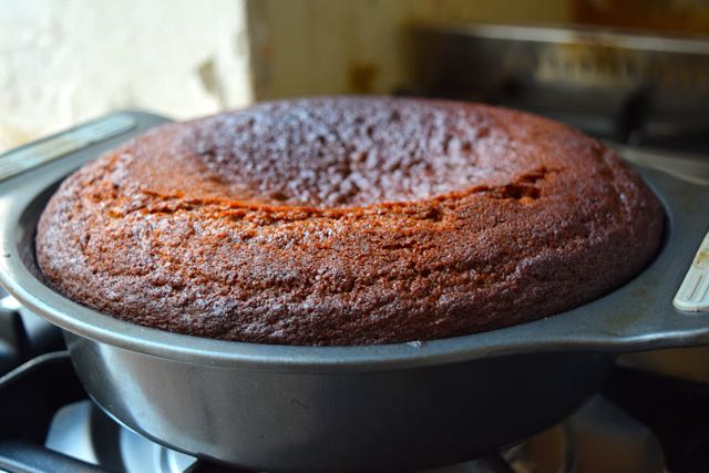 Golden-syrup-cake-recipe-lucyloves-foodblog