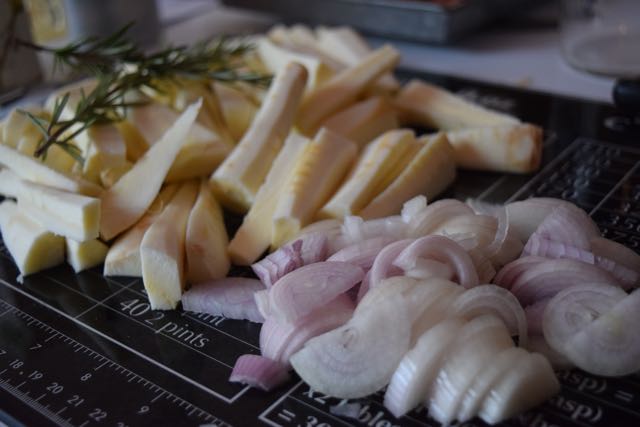 Braised-chicken-parsnips-recipe-lucyloves-foodblog