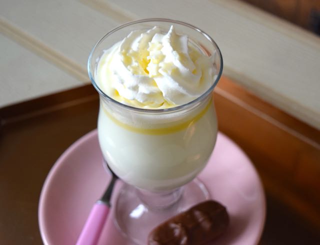 Coconut-hot-white-chocolate-recipe-lucyloves-foodblog