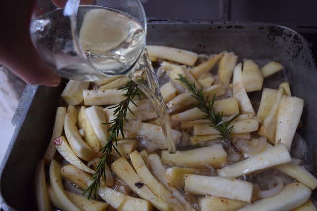 Braised-chicken-parsnips-recipe-lucyloves-foodblog