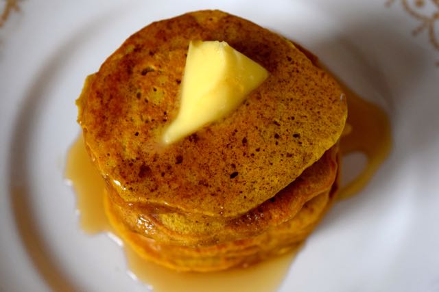 Pumpkin-pancakes-recipe-lucyloves-foodblog