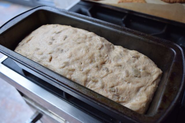 Seeded-brown-loaf-recipe-lucyloves-foodblog