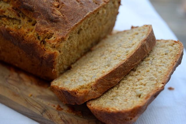 Seeded-brown-loaf-recipe-lucyloves-foodblog