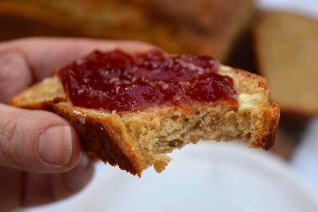 Seeded-brown-loaf-recipe-lucyloves-foodblog