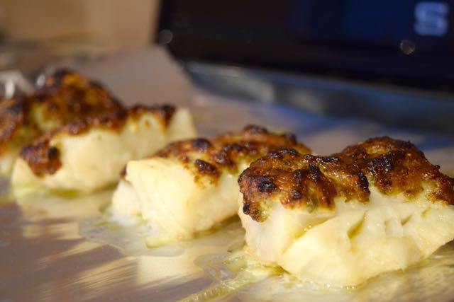 Garlic-parmesan-fish-cauliflower-puree-recipe-lucyloves-foodblog
