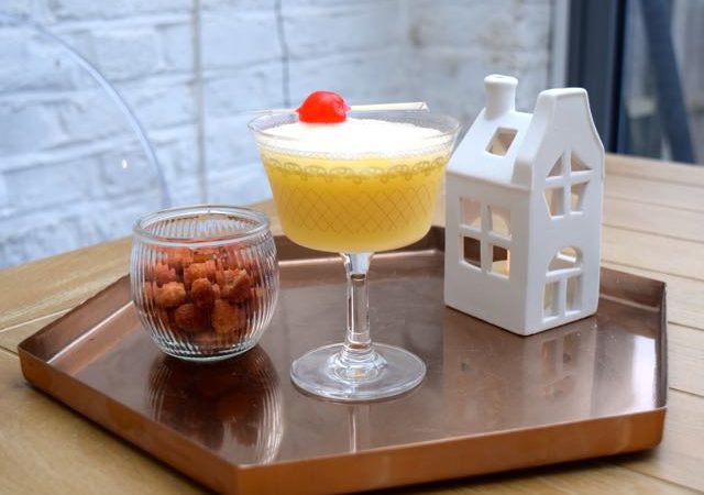 Snowball-cocktail-recipe-lucyloves-foodblog