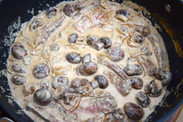 Beef-stroganoff-recipe-lucyloves-foodblog