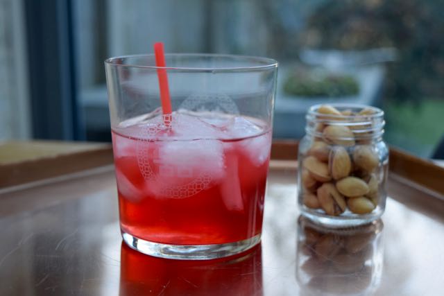 Red-lotus-cocktail-recipe-lucyloves-foodblog