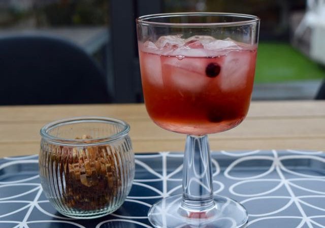 Sloe-bramble-cocktail-lucyloves-foodblog