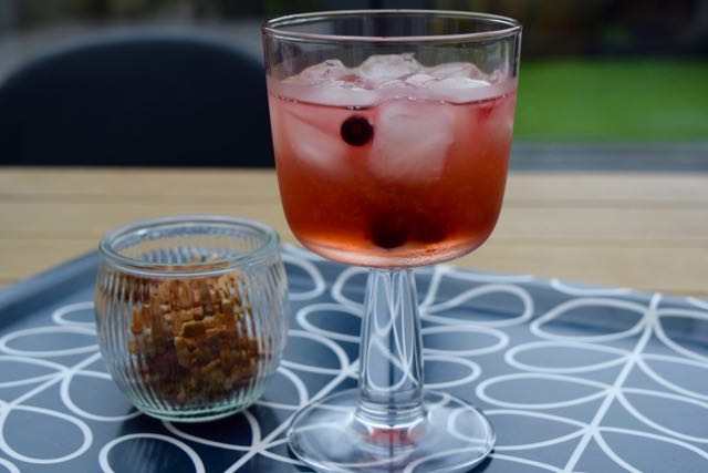 Sloe-bramble-cocktail-recipe-lucyloves-foodblog