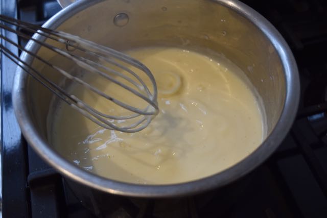 Quick-homemade-custard-recipe-lucyloves-foodblog