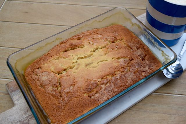 Saucy-toffee-pudding-recipe-quick-homemade-custard-lucyloves-foodblog