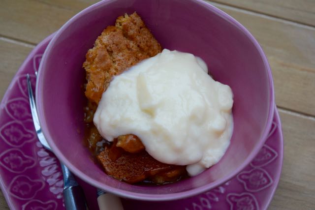 Saucy-toffee-pudding-recipe-quick-homemade-custard-lucyloves-foodblog