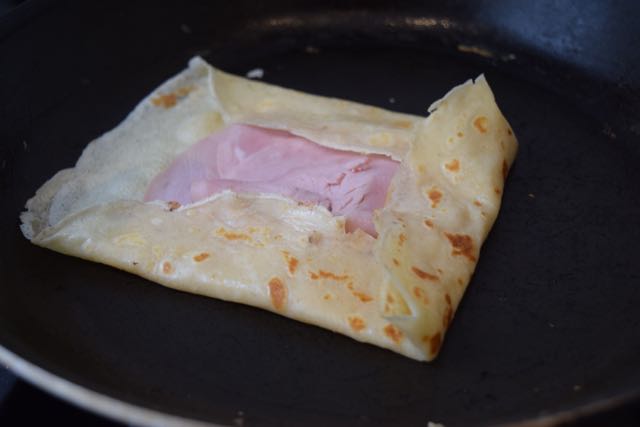 Ham-cheese-egg-panacke-recipe-lucyloves-foodblog