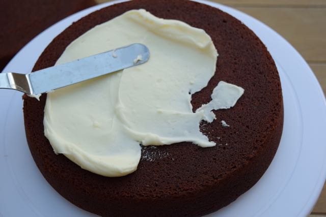 Red-velvet-cake-recipe-lucyloves-foodblog