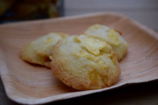 Salted-crisp-cookies-recipe-lucyloves-foodblog