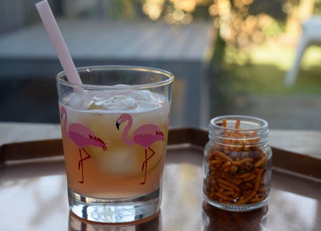 Pink-flamingo-cocktail-recipe-lucyloves-foodblog