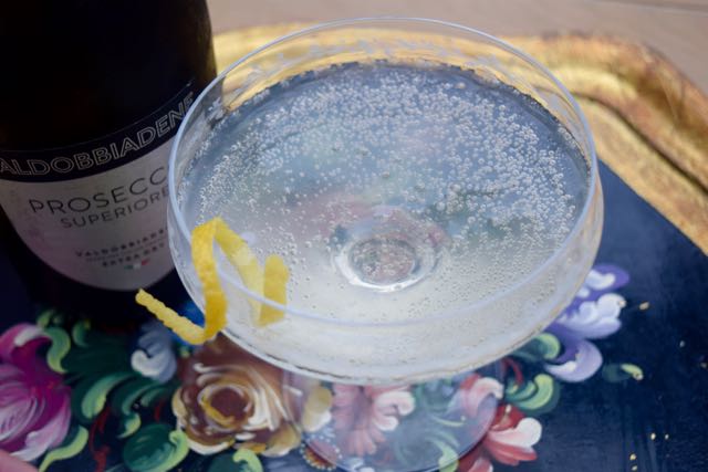 French-77-recipe-cocktail-lucyloves-foodblog